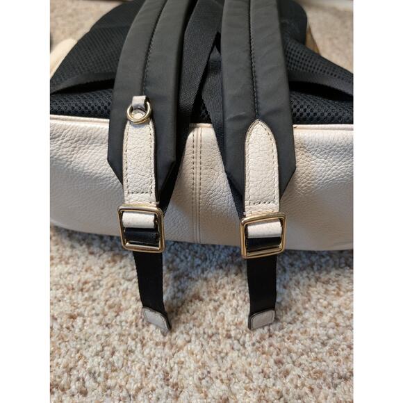Coach Court Backpack Womens Medium Brown Khaki White Signature Canvas Luxury Bag main image 9
